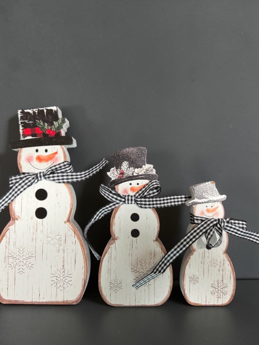 COCHIE Wooden Snowman Decor Set Tiered Tray Christmas Decorations NIP - Picture 4 of 14